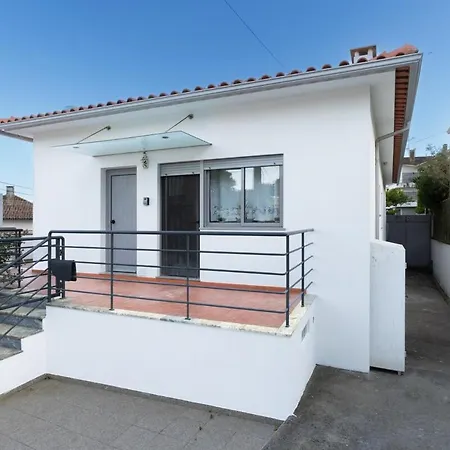 Konukevi Portugal Active Encosta House