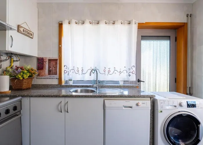 Portugal Active Encosta House 4* ויאנה דו קסטלו