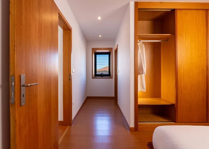 Portugal Active Encosta House ויאנה דו קסטלו